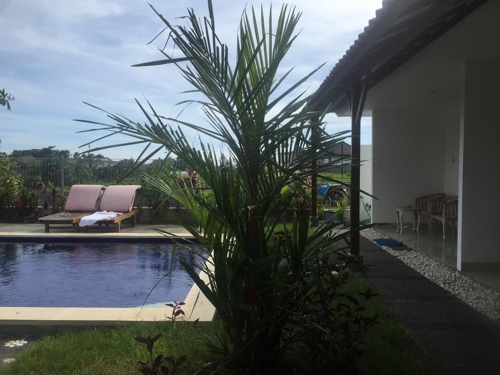 Pererenan Nengah Guest House Canggu Exterior foto